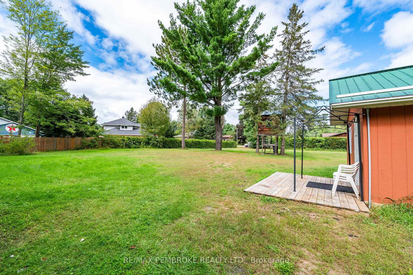 1469 Victoria Street • Petawawa, ON photo 41