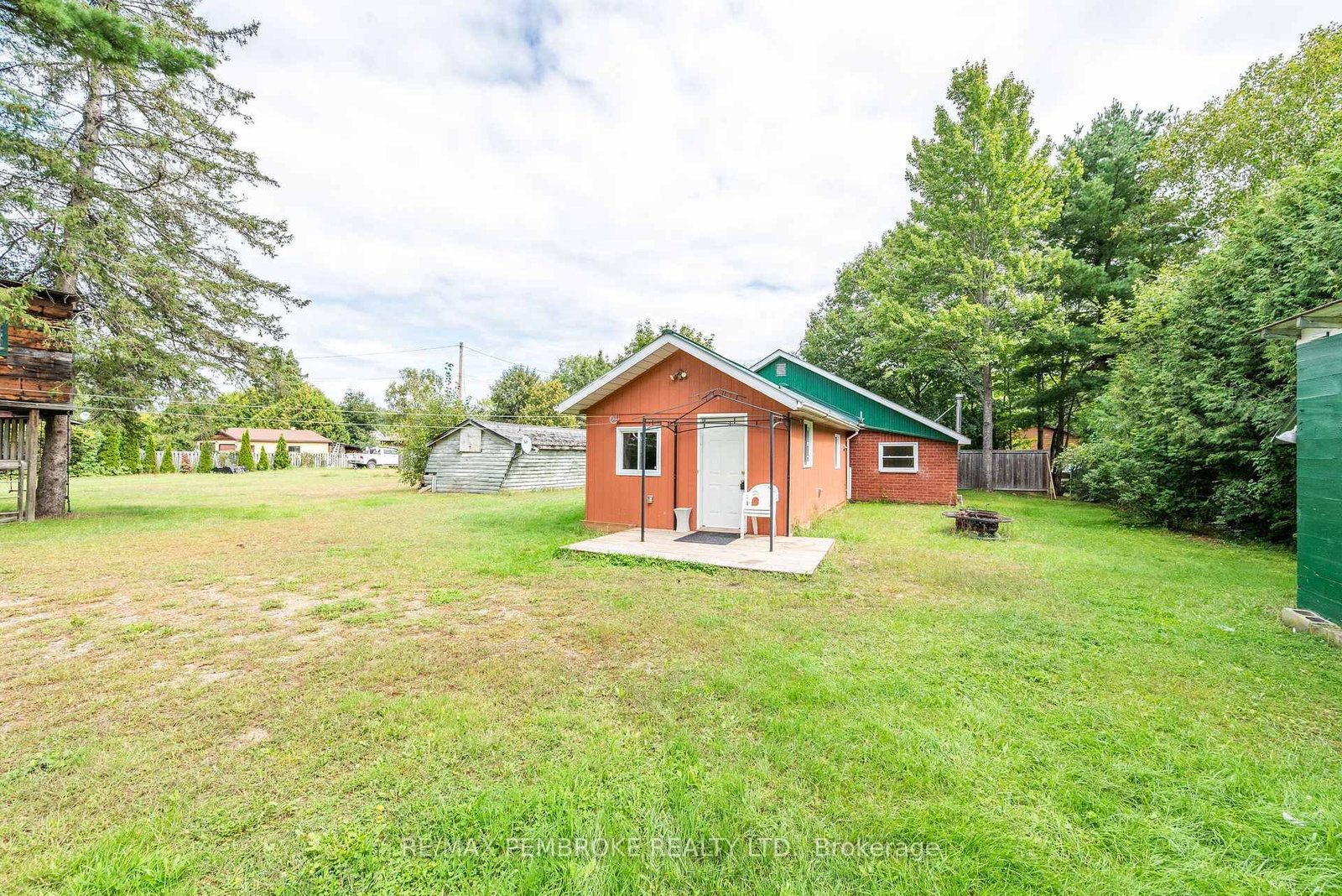 1469 Victoria Street • Petawawa, ON photo 43