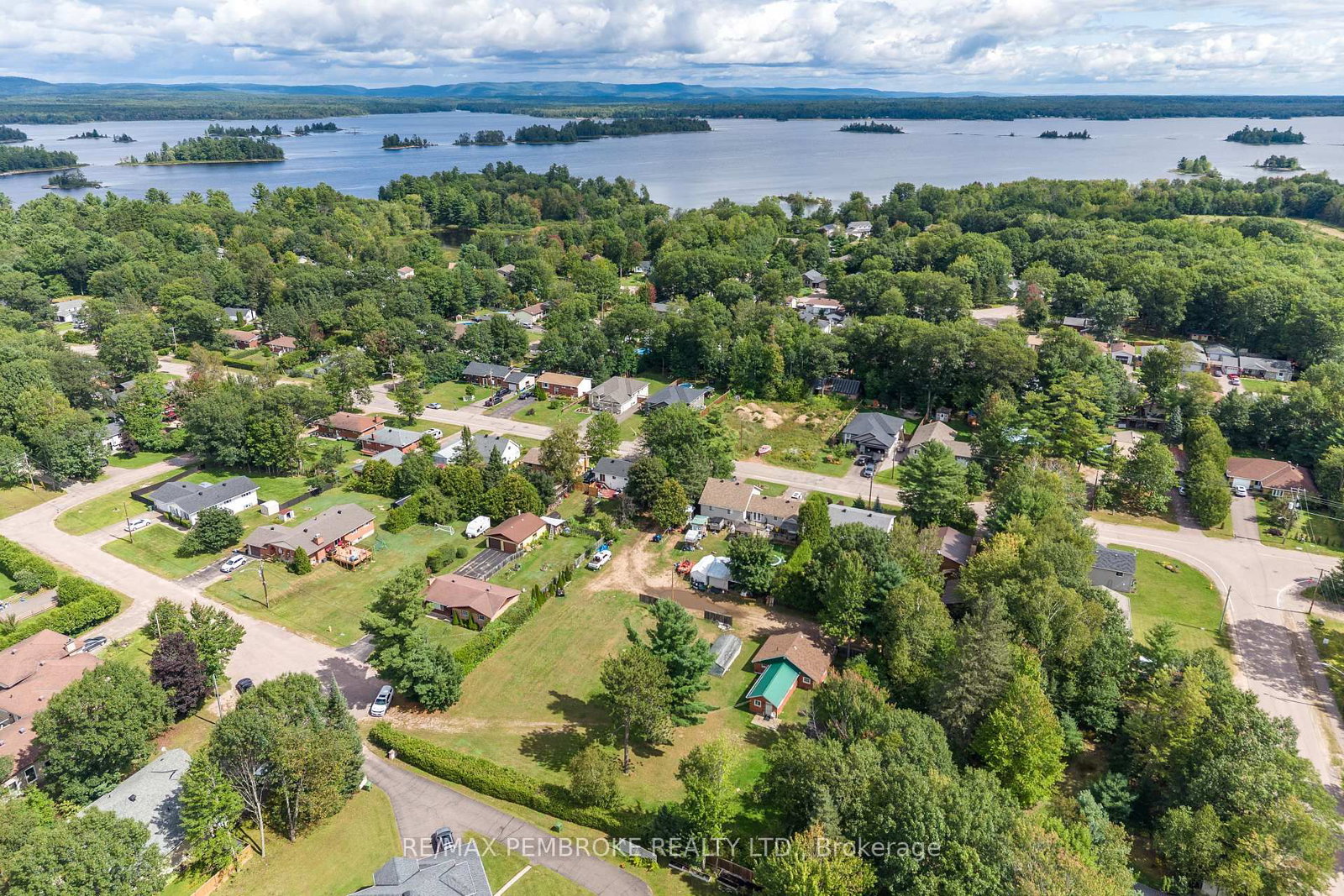 1469 Victoria Street • Petawawa, ON photo 47