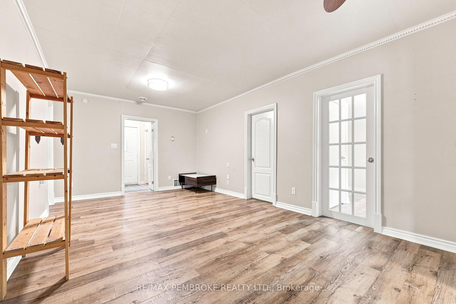 1469 Victoria Street • Petawawa, ON photo 9