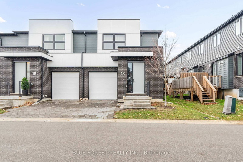 18 - 499 Sophia Crescent