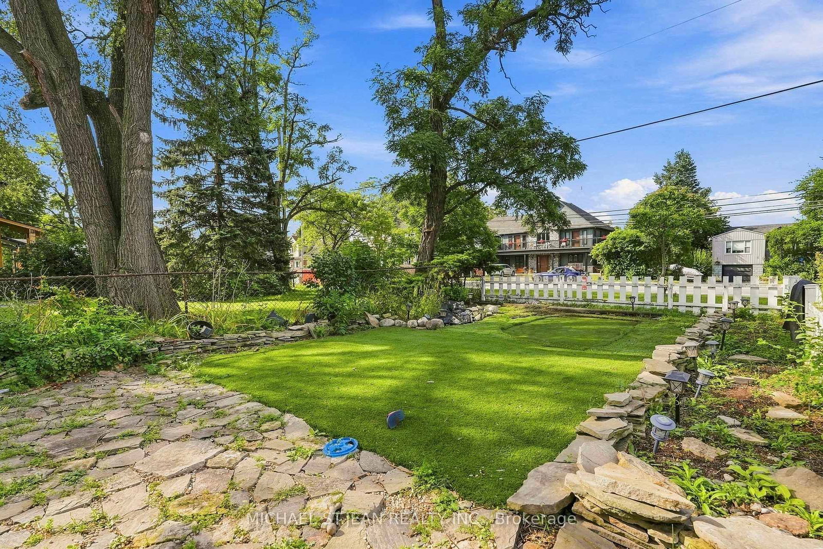 285 Beach Boulevard • Hamilton, ON photo 34