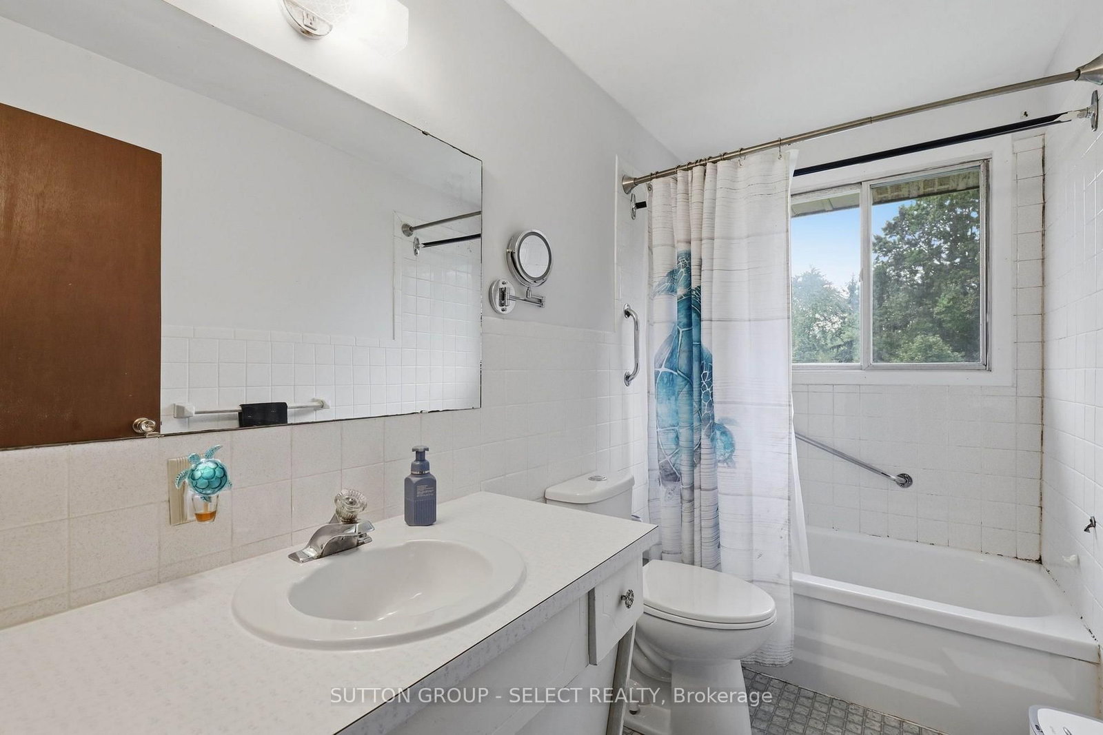 44 South Edgeware Road • St. Thomas, ON photo 24