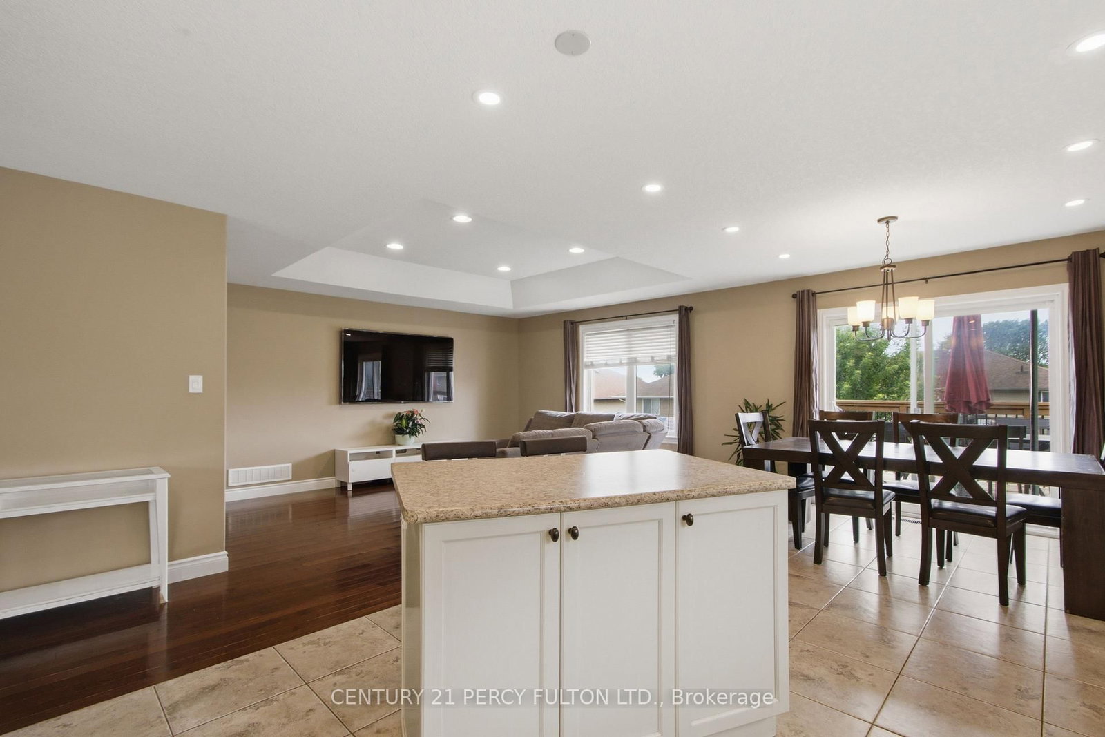 28 Freedom Crescent • Quinte West, ON photo 11