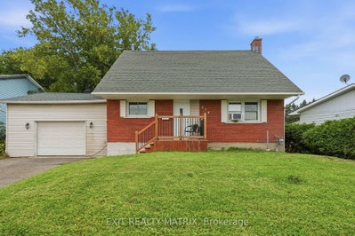 578 James Street • Hawkesbury, ON photo 3