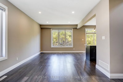 2694 BOBOLINK Lane • London South, ON photo 3