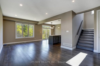 2694 BOBOLINK Lane • London South, ON photo 5