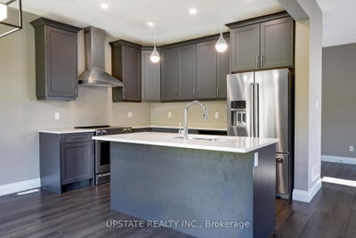 2694 BOBOLINK Lane • London South, ON photo 8