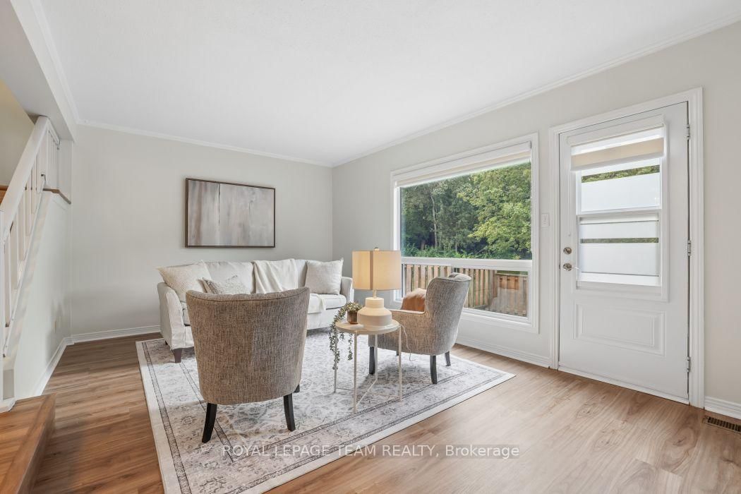 6801 Bilberry Drive • Ottawa, ON photo 16