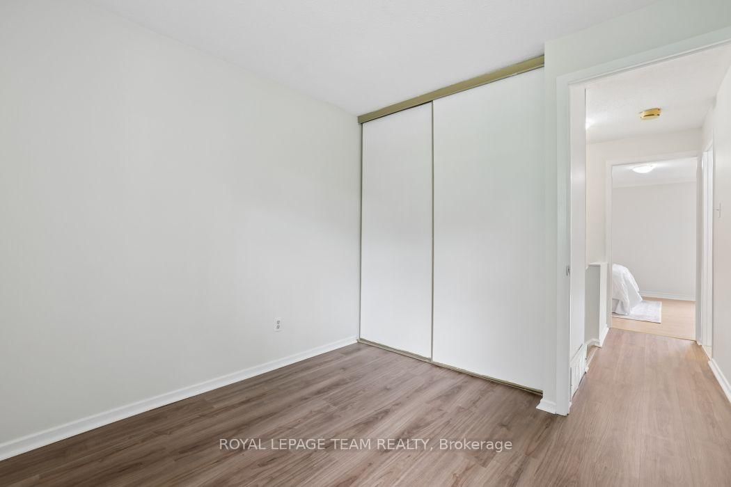 6801 Bilberry Drive • Ottawa, ON photo 26