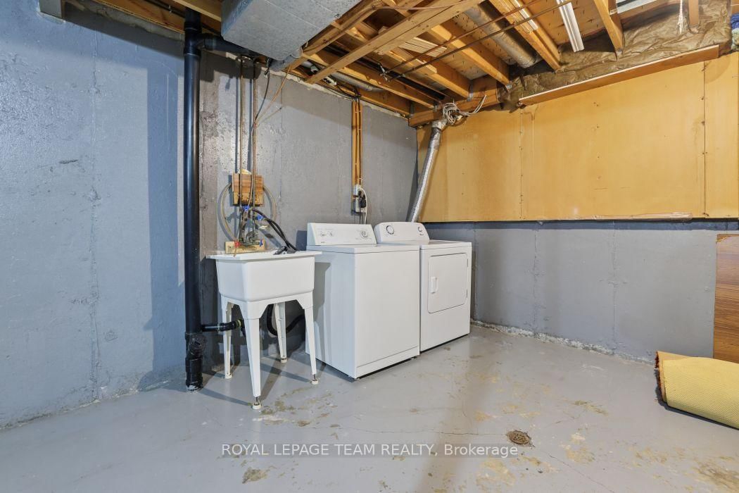 6801 Bilberry Drive • Ottawa, ON photo 28