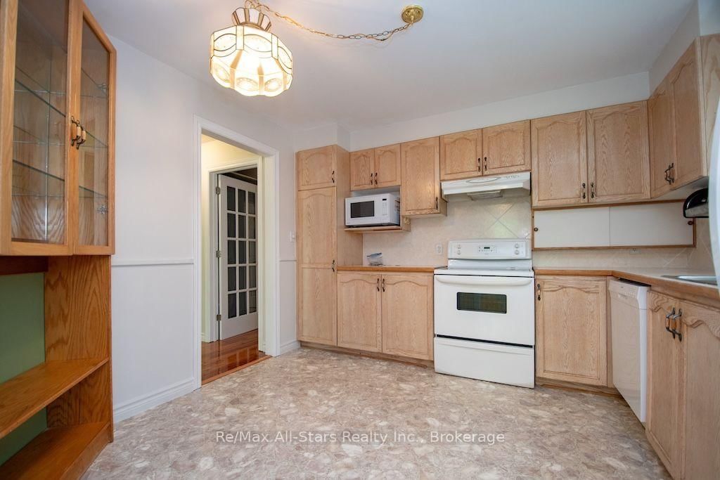 43 McGibbon Boulevard • Kawartha Lakes, ON photo 11