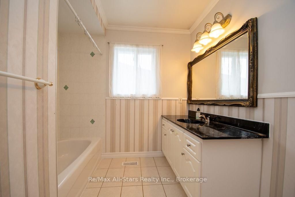 43 McGibbon Boulevard • Kawartha Lakes, ON photo 36