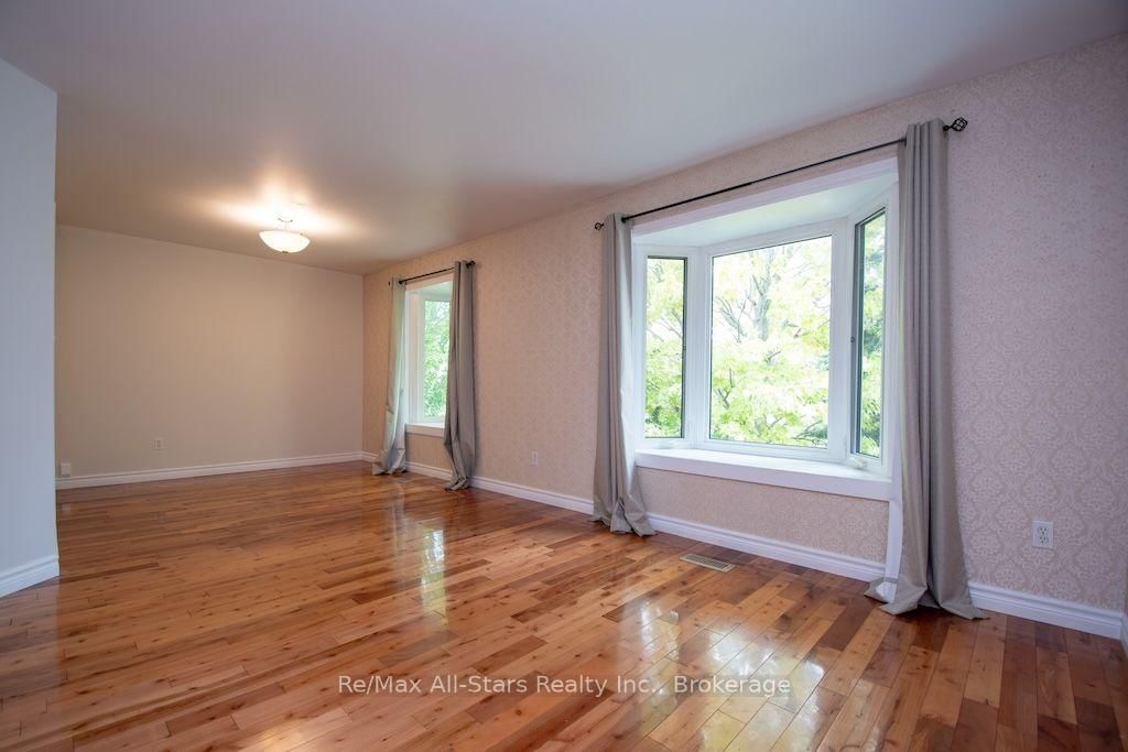 43 McGibbon Boulevard • Kawartha Lakes, ON photo 6