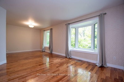 43 McGibbon Boulevard • Kawartha Lakes, ON photo 6