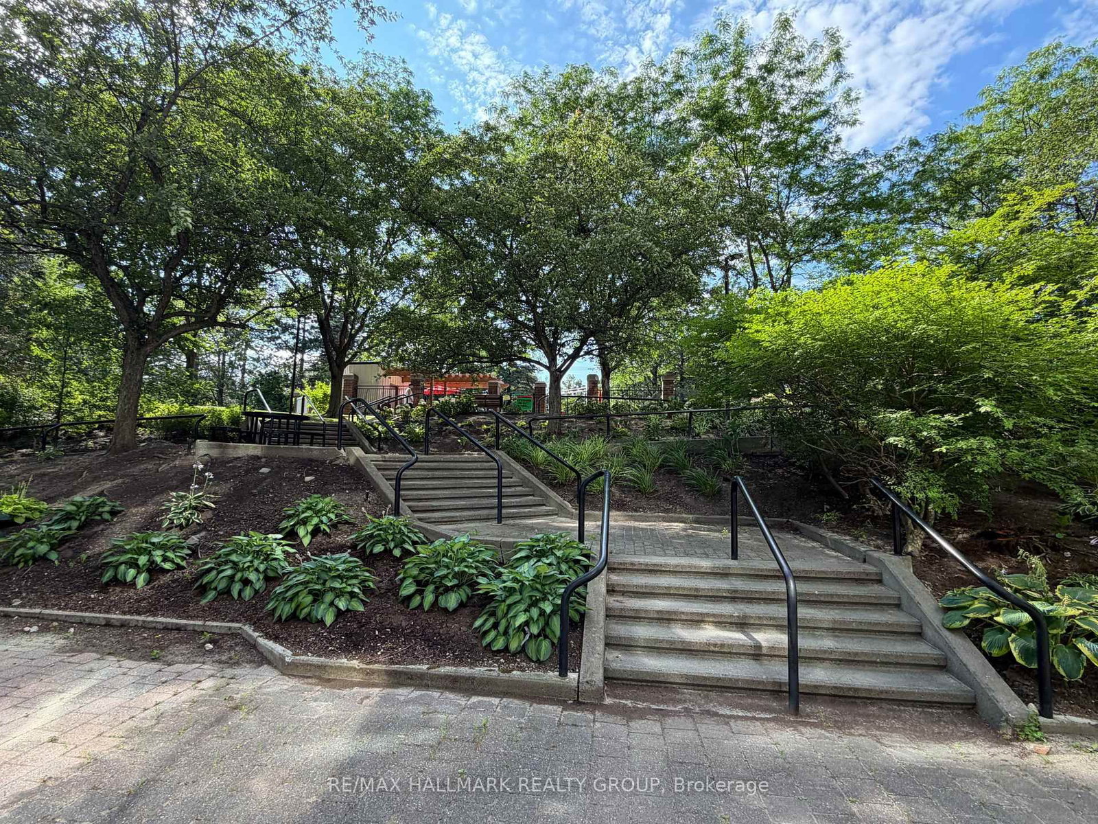 1025 Grenon Avenue • #915 • Ottawa, ON photo 27
