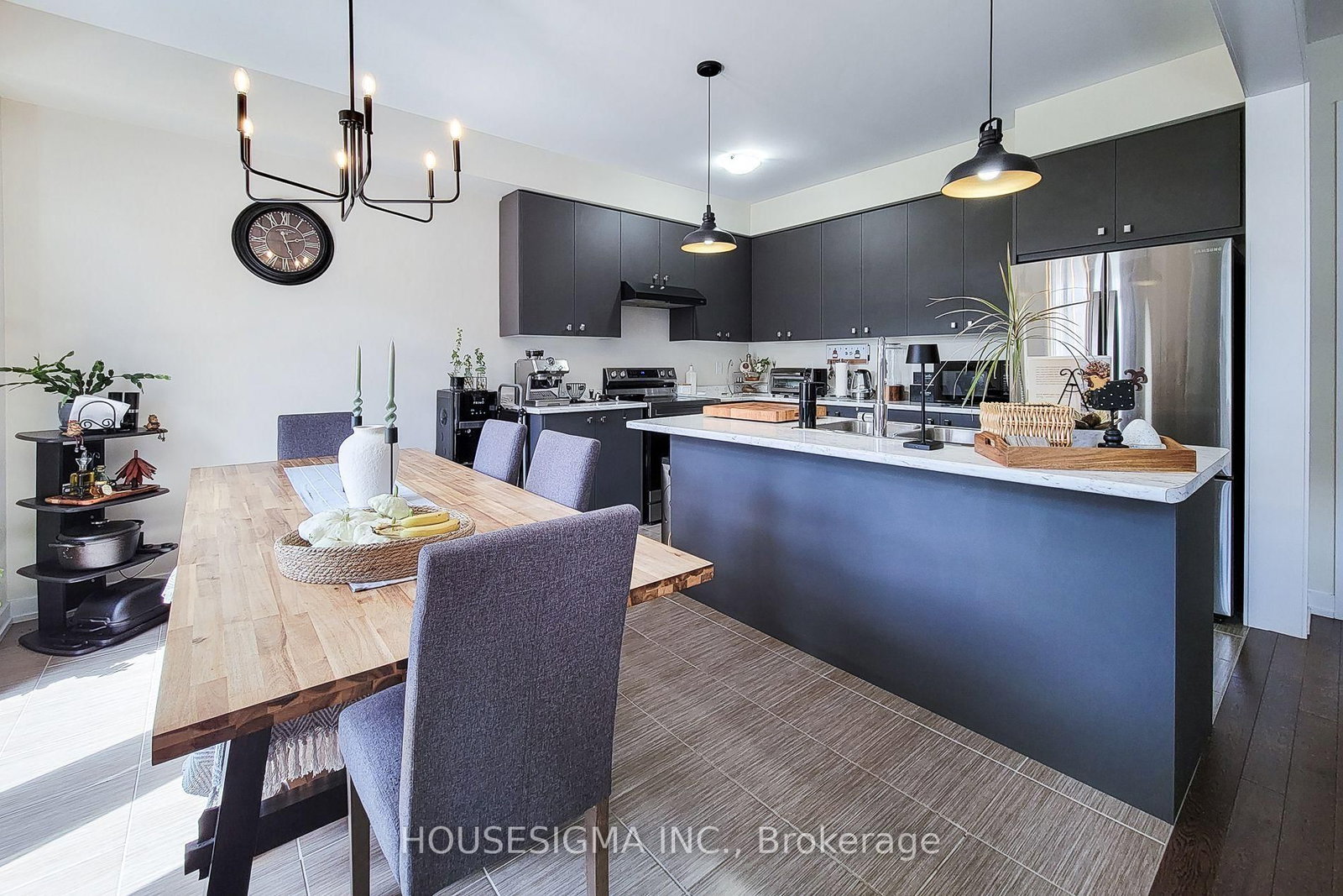 92 Sundin Drive • Haldimand, ON photo 8