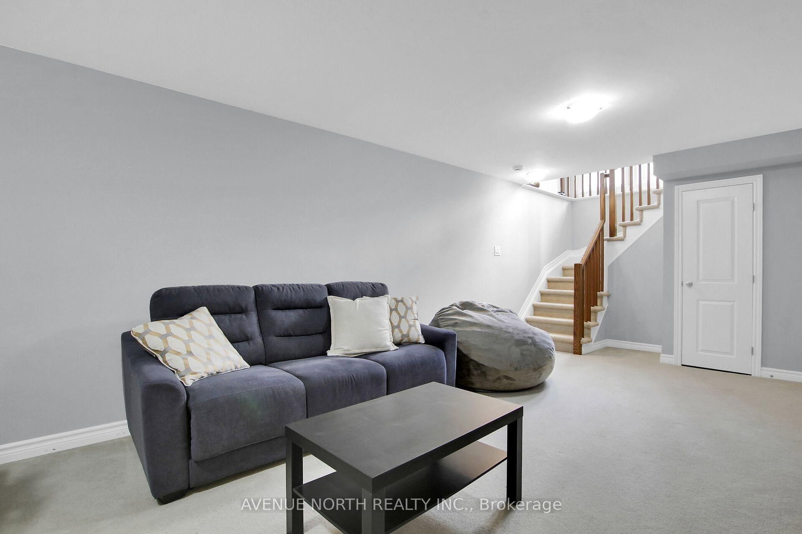 303 Wood Acres Grove • Ottawa, ON photo 25