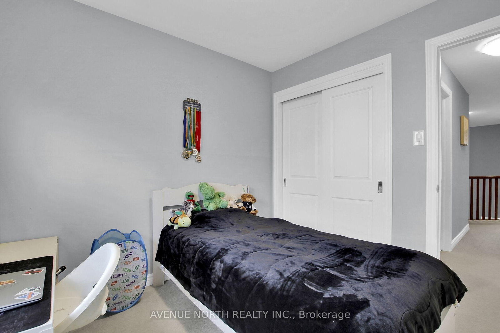 303 Wood Acres Grove • Ottawa, ON photo 44
