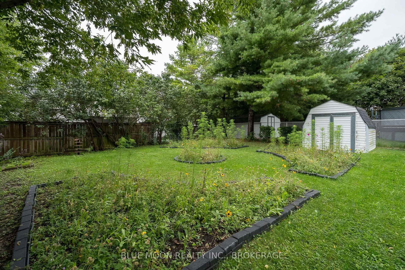 195 Splinter Court • Kingston, ON photo 46