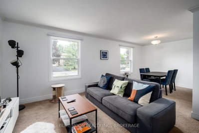 195 Splinter Court • Kingston, ON photo 8