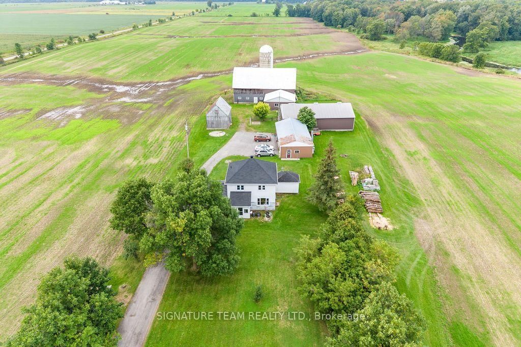 19573 17 Highway • Cobden, ON photo 3