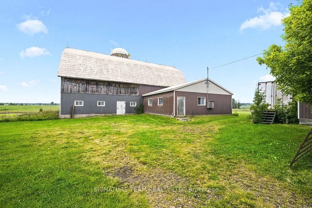 19573 17 Highway • Cobden, ON photo 36