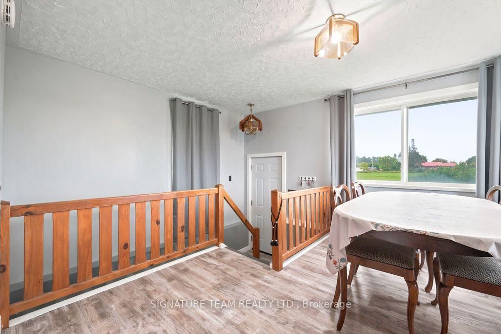 19573 17 Highway • Cobden, ON photo 8