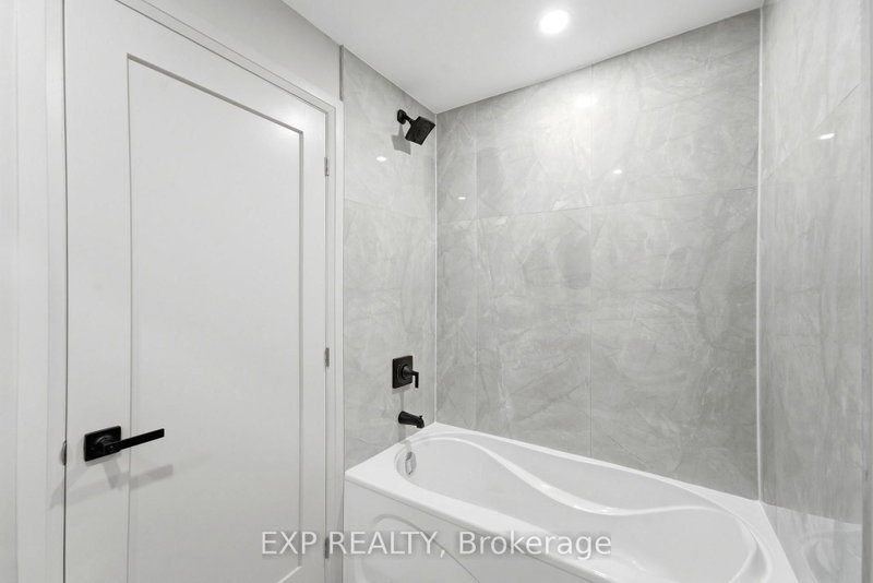 4422 Huron St photo 5