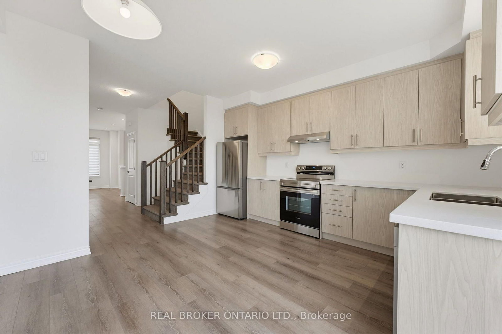 120 Court Drive • Brant, ON photo 11