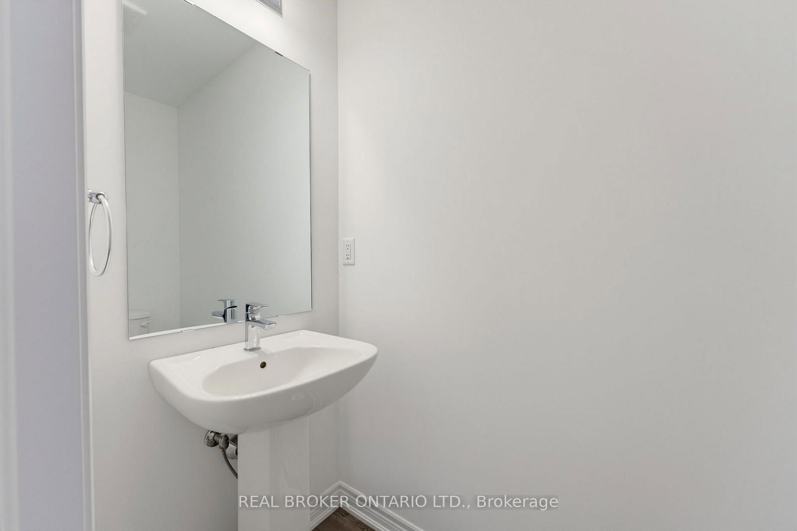 120 Court Drive • Brant, ON photo 12
