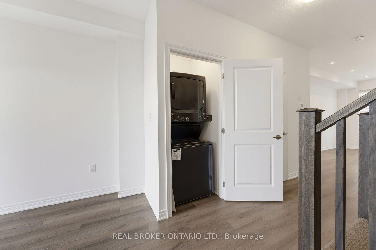 120 Court Drive • Brant, ON photo 13