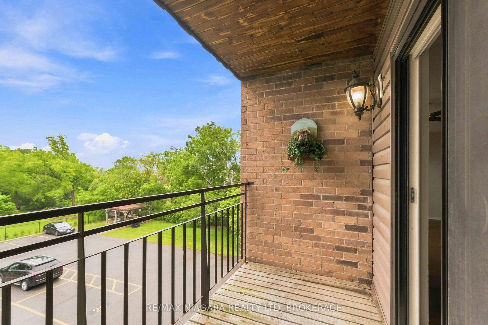 4209 Hixon Street • #313 • Lincoln, ON photo 21