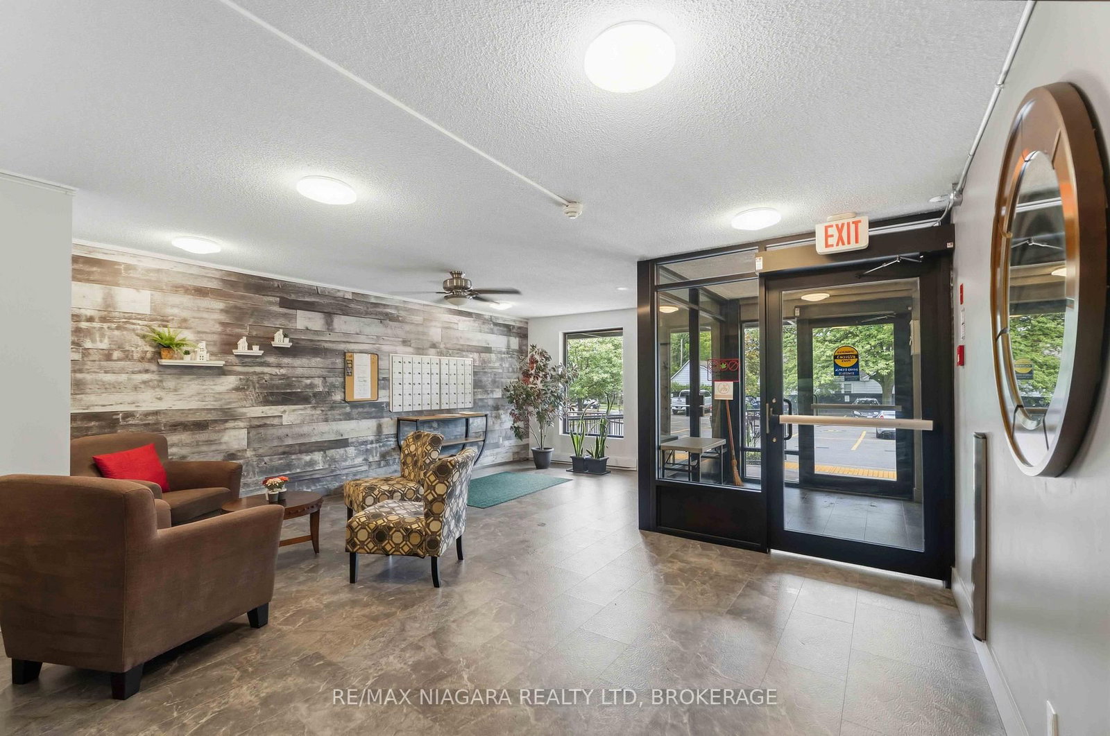 4209 Hixon Street • #313 • Lincoln, ON photo 23