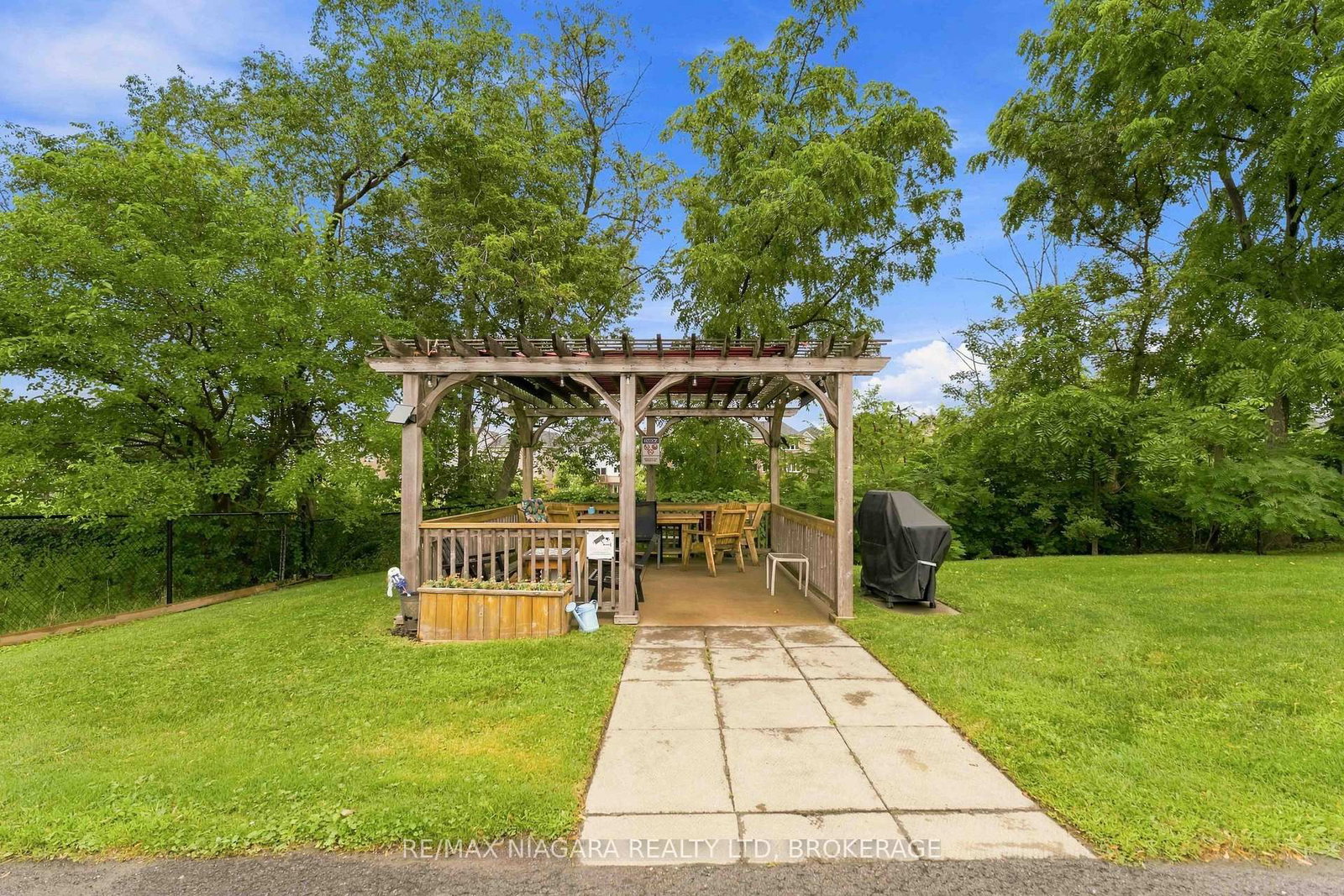 4209 Hixon Street • #313 • Lincoln, ON photo 27