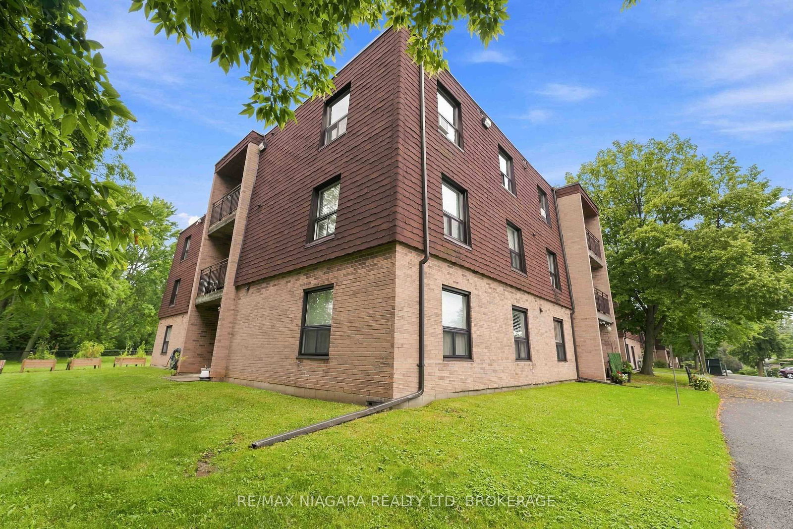 4209 Hixon Street • #313 • Lincoln, ON photo 29