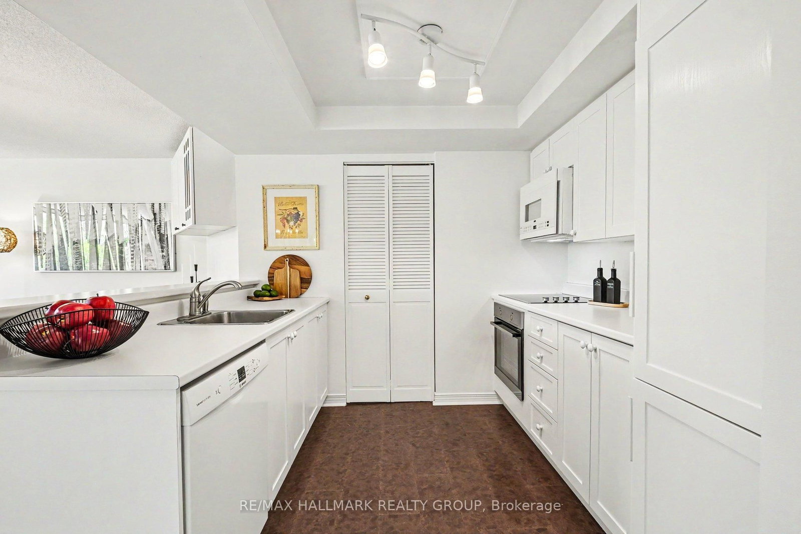 30 Charlevoix Street • #103 • Ottawa, ON photo 12
