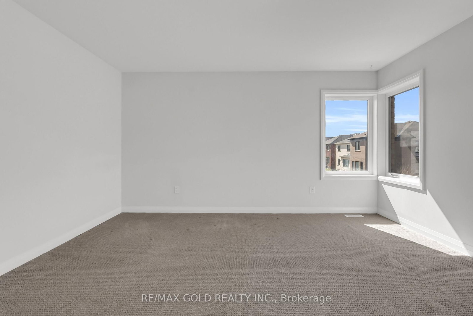 920 Sobeski Avenue • Woodstock, ON photo 21