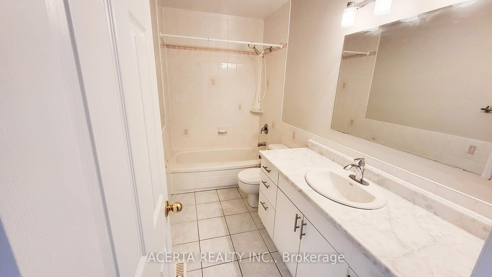 249 TEAL Crescent • Orleans, ON photo 14