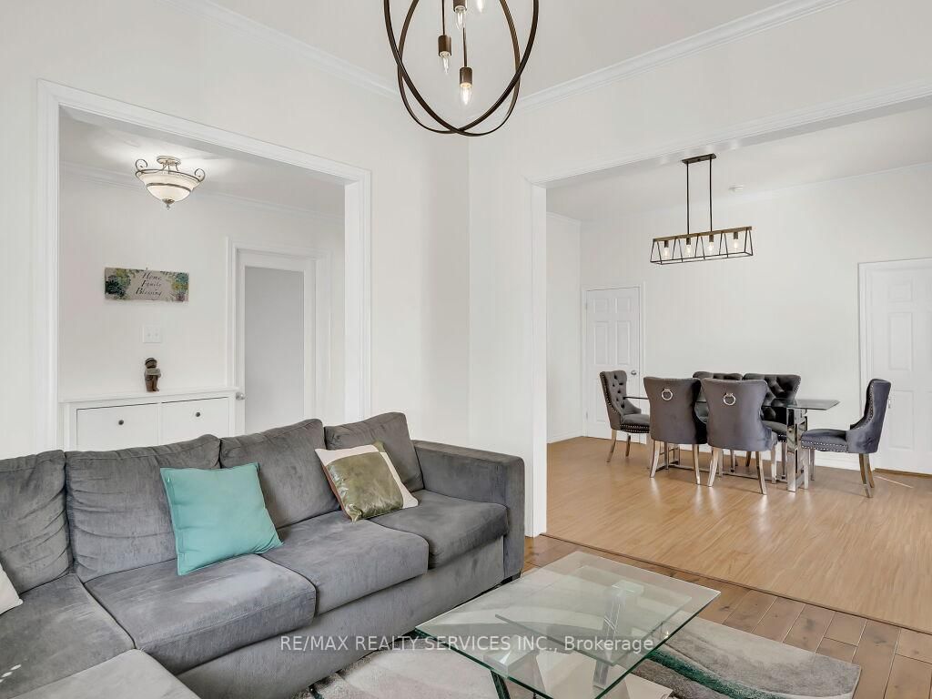 65 MOORE Street • St. Thomas, ON photo 16