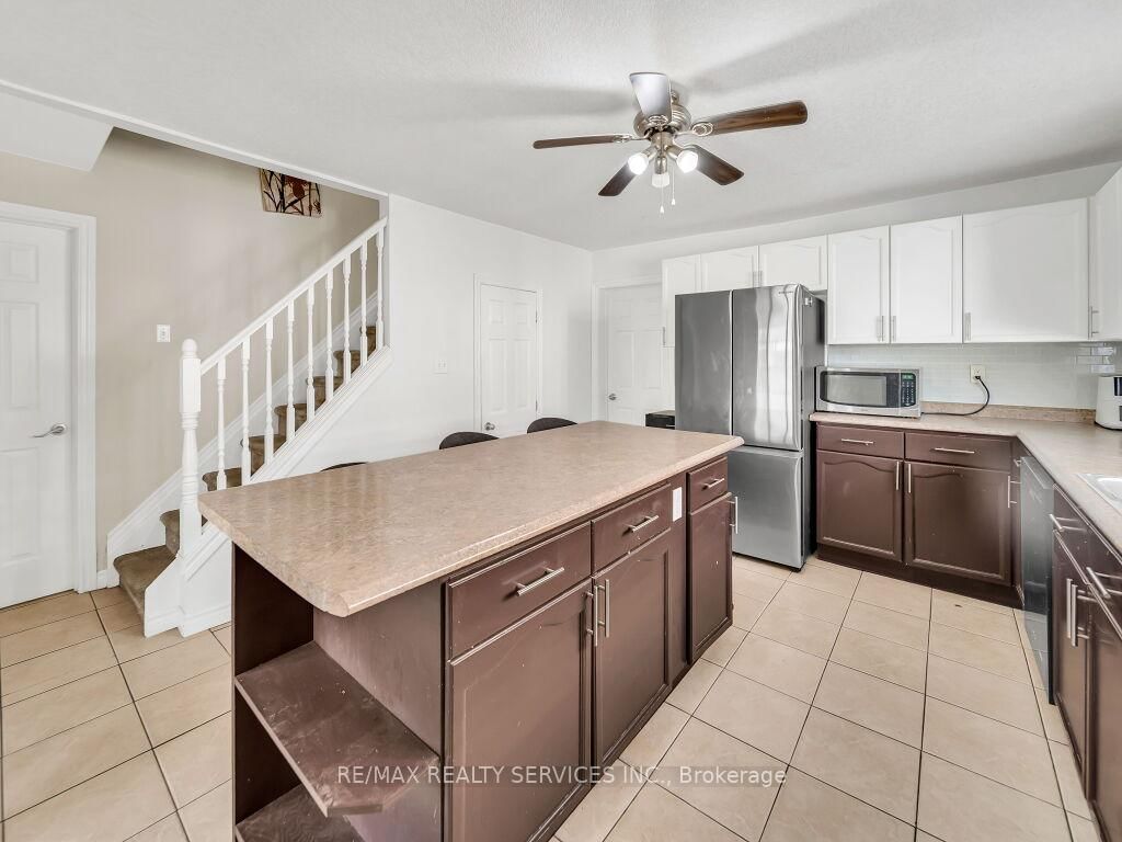 65 MOORE Street • St. Thomas, ON photo 27