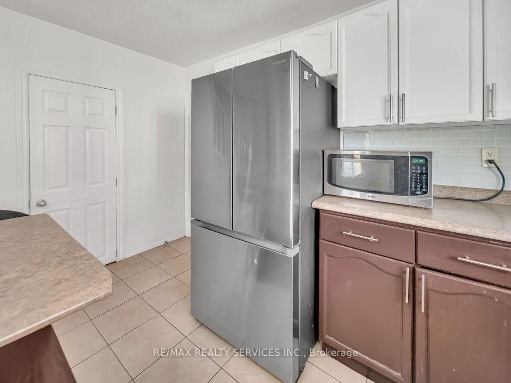 65 MOORE Street • St. Thomas, ON photo 29