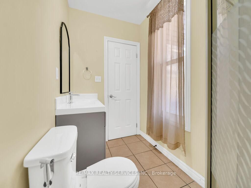 65 MOORE Street • St. Thomas, ON photo 33