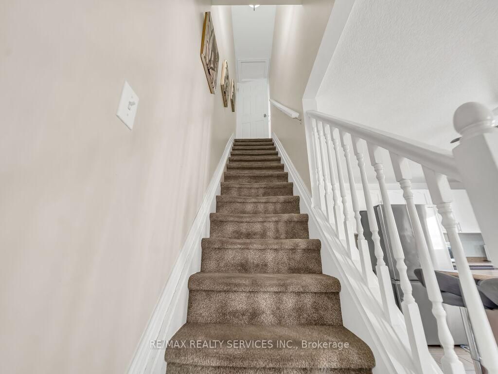 65 MOORE Street • St. Thomas, ON photo 34