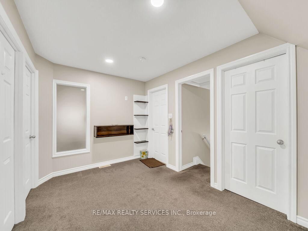65 MOORE Street • St. Thomas, ON photo 36