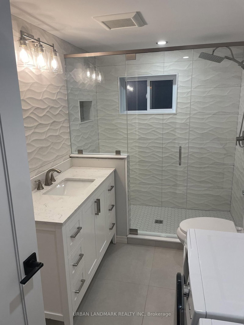Unit B - 106 Elgin Street