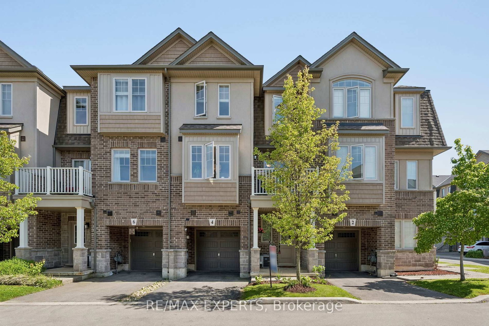 4 Groom Lane • Hamilton, ON photo 1