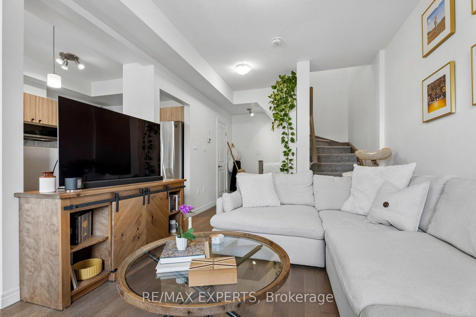 4 Groom Lane • Hamilton, ON photo 12