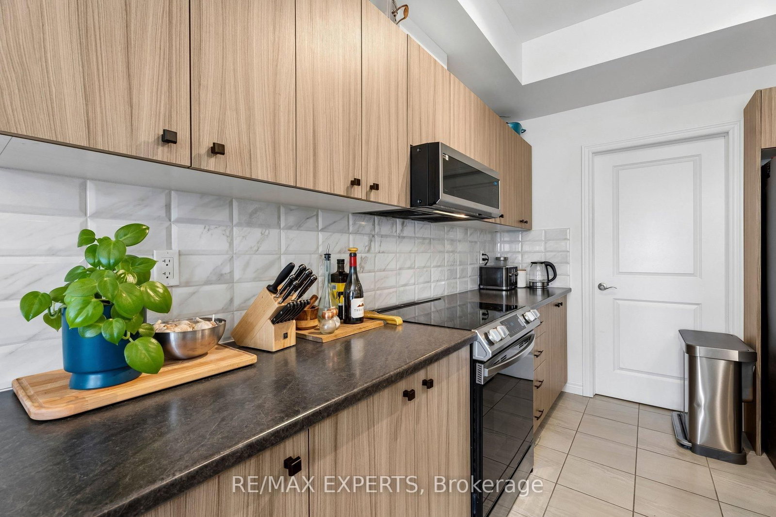 4 Groom Lane • Hamilton, ON photo 17