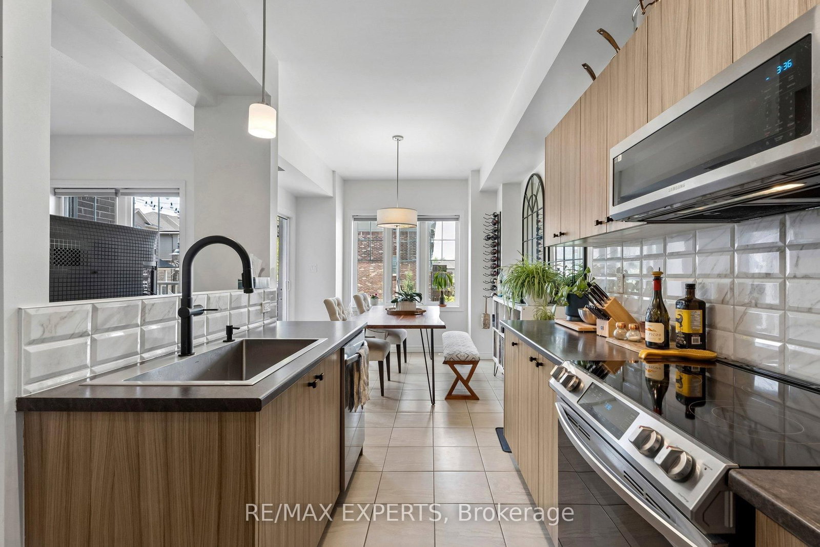 4 Groom Lane • Hamilton, ON photo 19